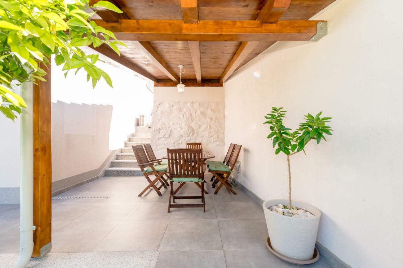 Apartments Mimac أوميس المظهر الخارجي الصورة